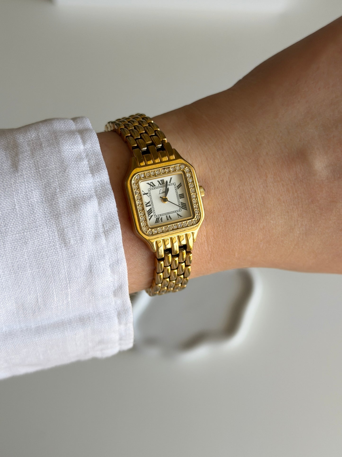 Vintage gold-tone watch Limit