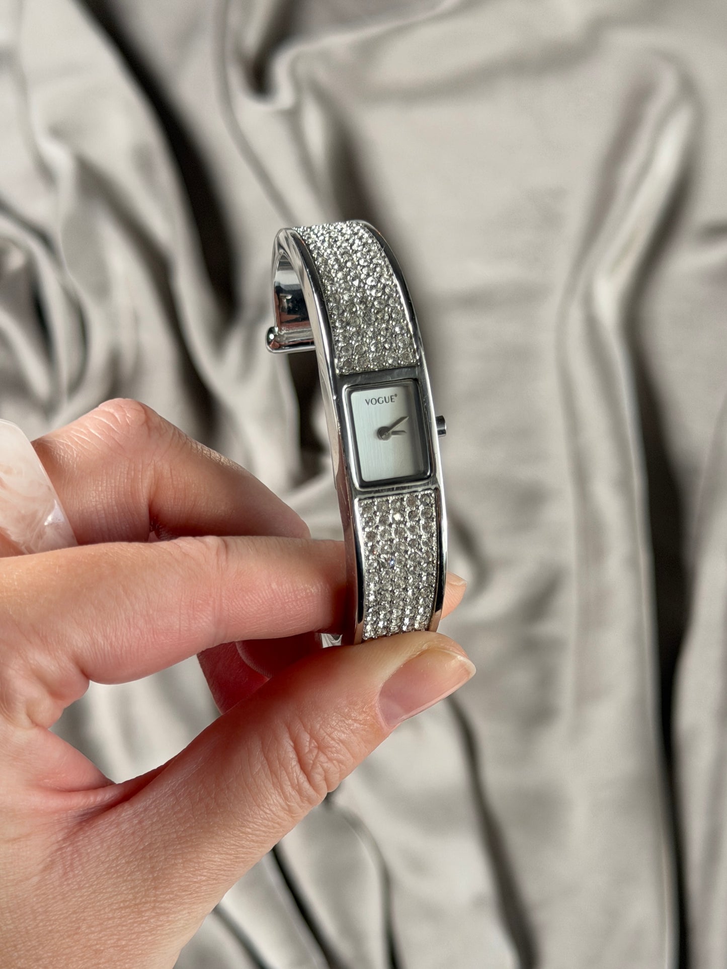 Charming vintage Vogue bangle sparkling watch