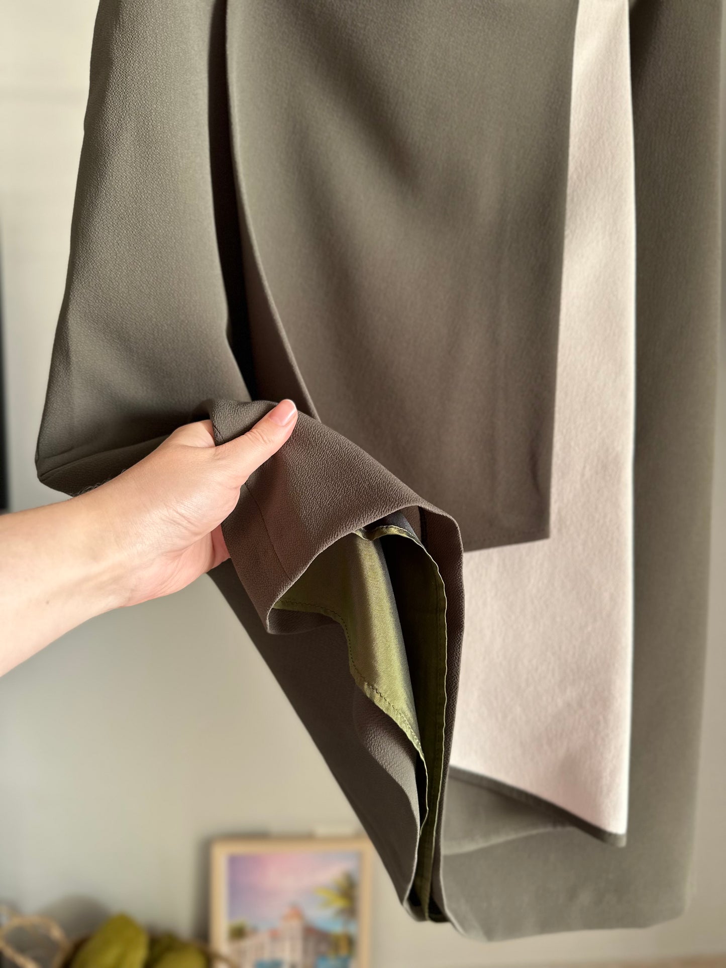 Chic midi skirt by Ivo Nikkolo