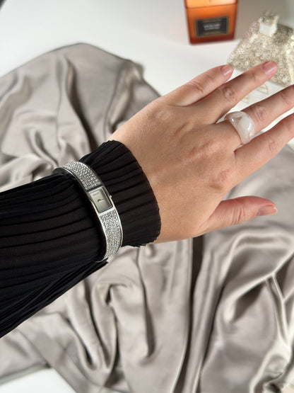 Charming vintage Vogue bangle sparkling watch