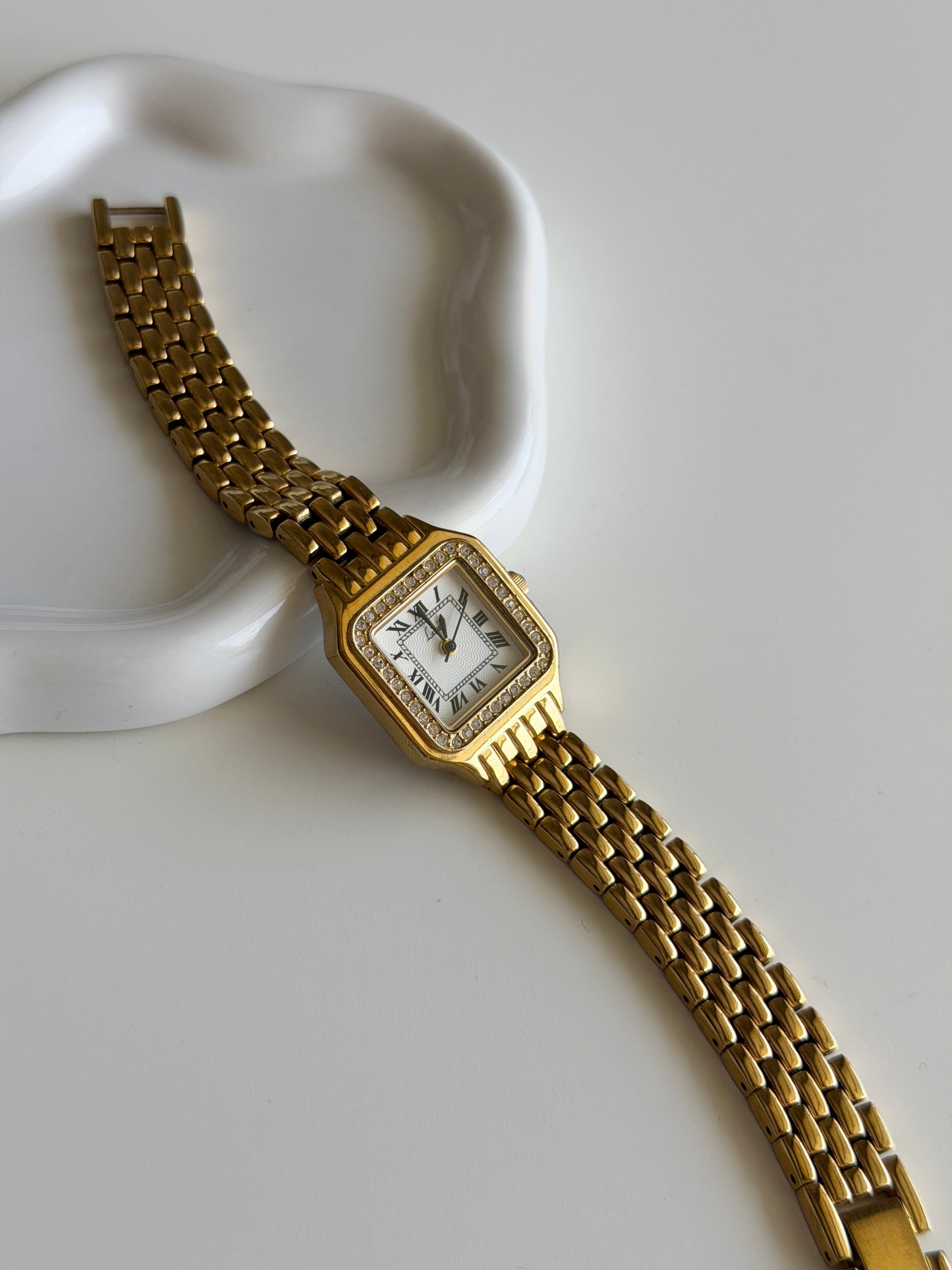 Vintage gold-tone watch Limit