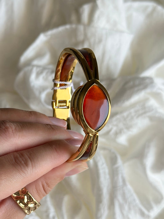 Wonderful vintage watch from Ledfort with hidden dial