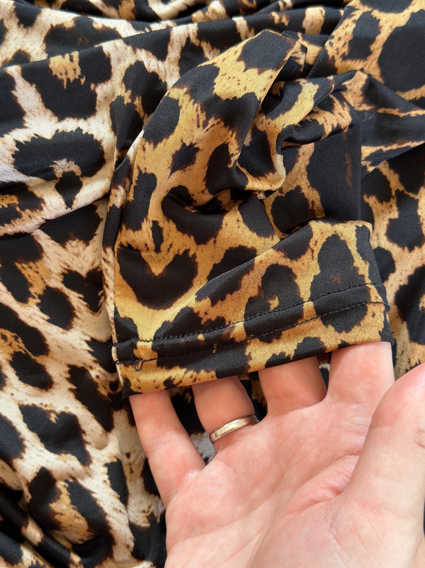 Mini leopard off-the-shoulder dress