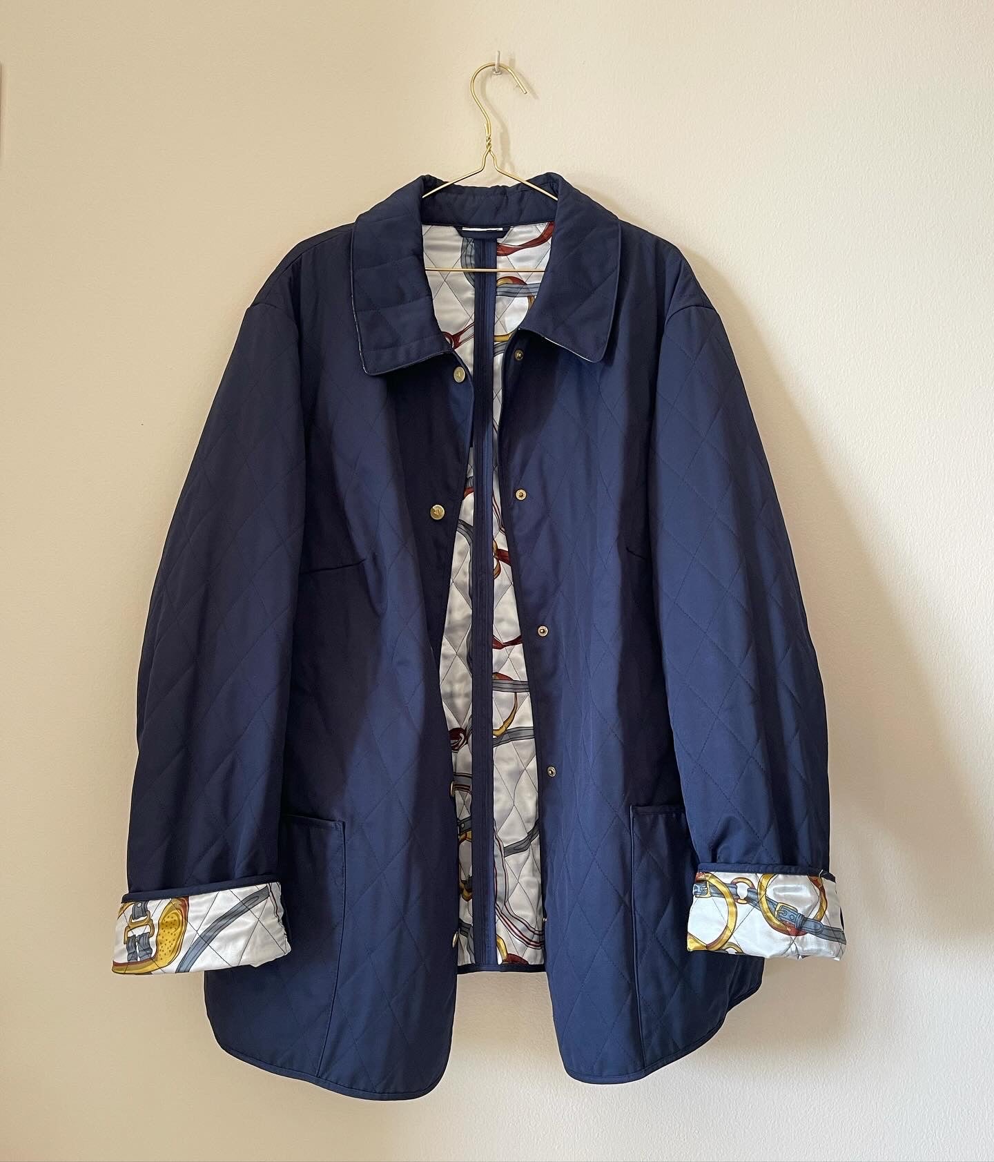 Vintage blue jacket in a quilted weave