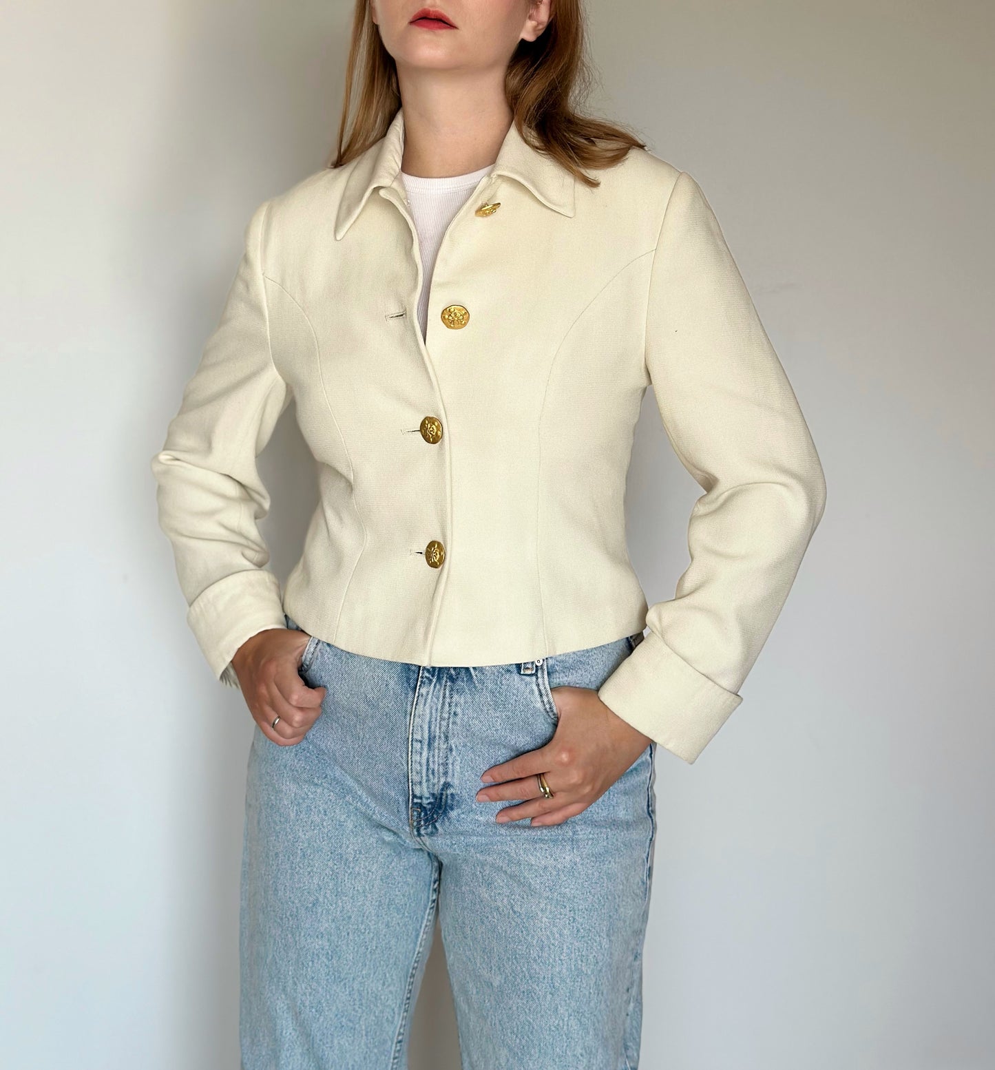 Charming vintage classic cream blazer