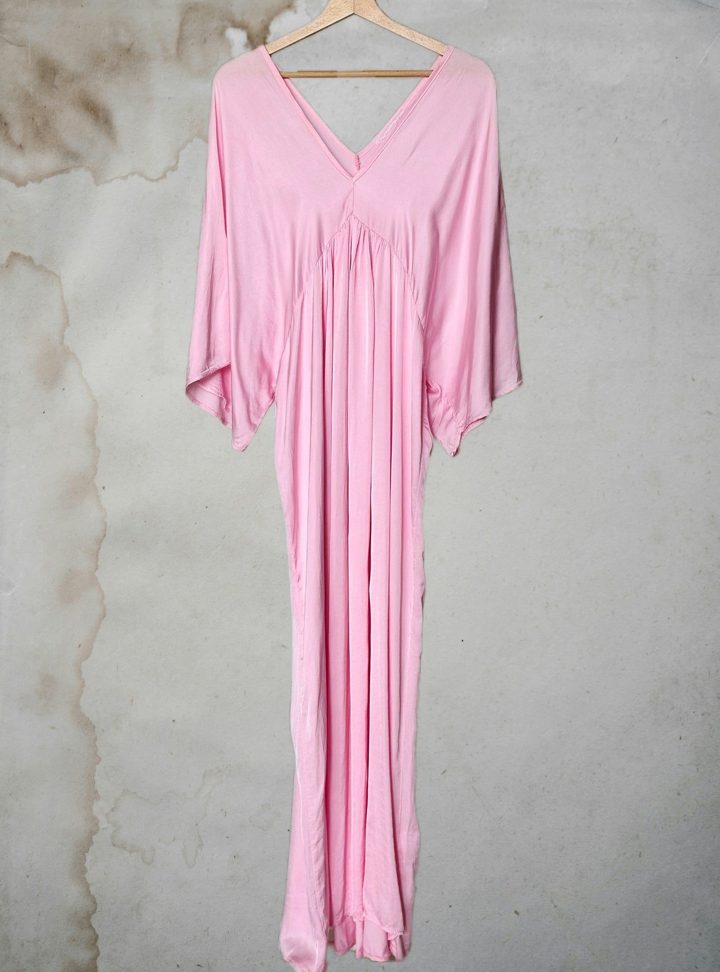 Charming vintage lounge pink dress