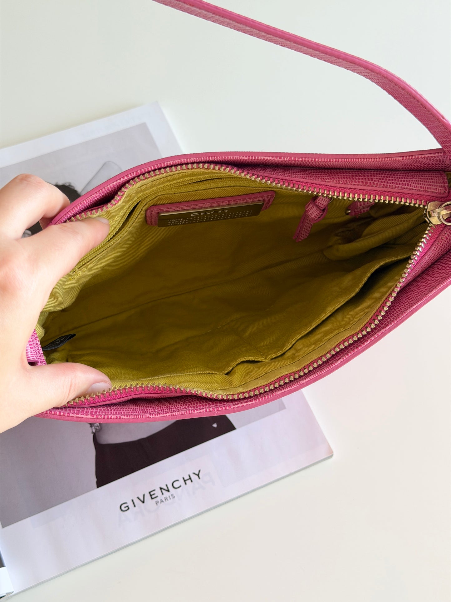 Vintage DKNY pink shoulder bag