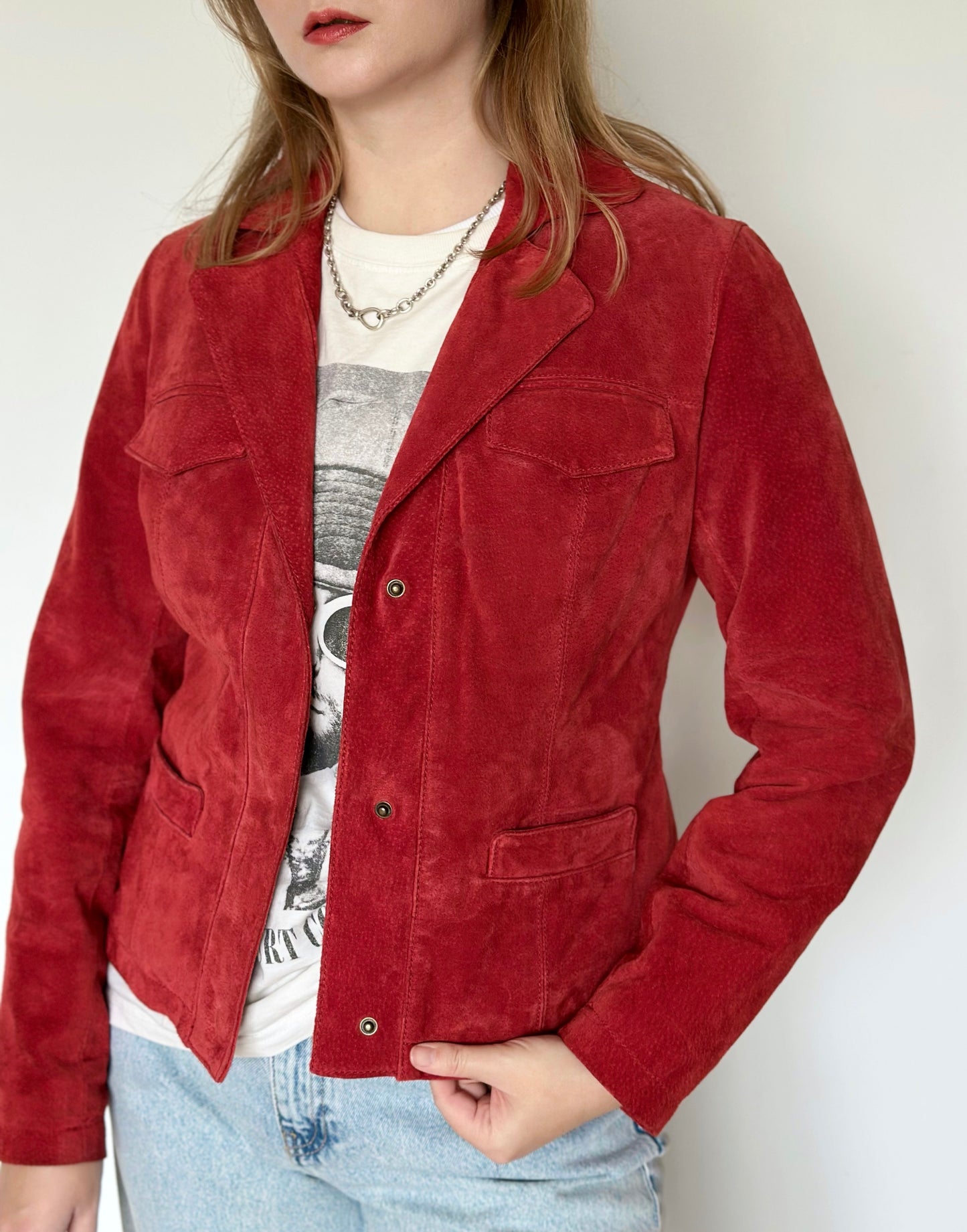 Striking vintage 100% leather jacket