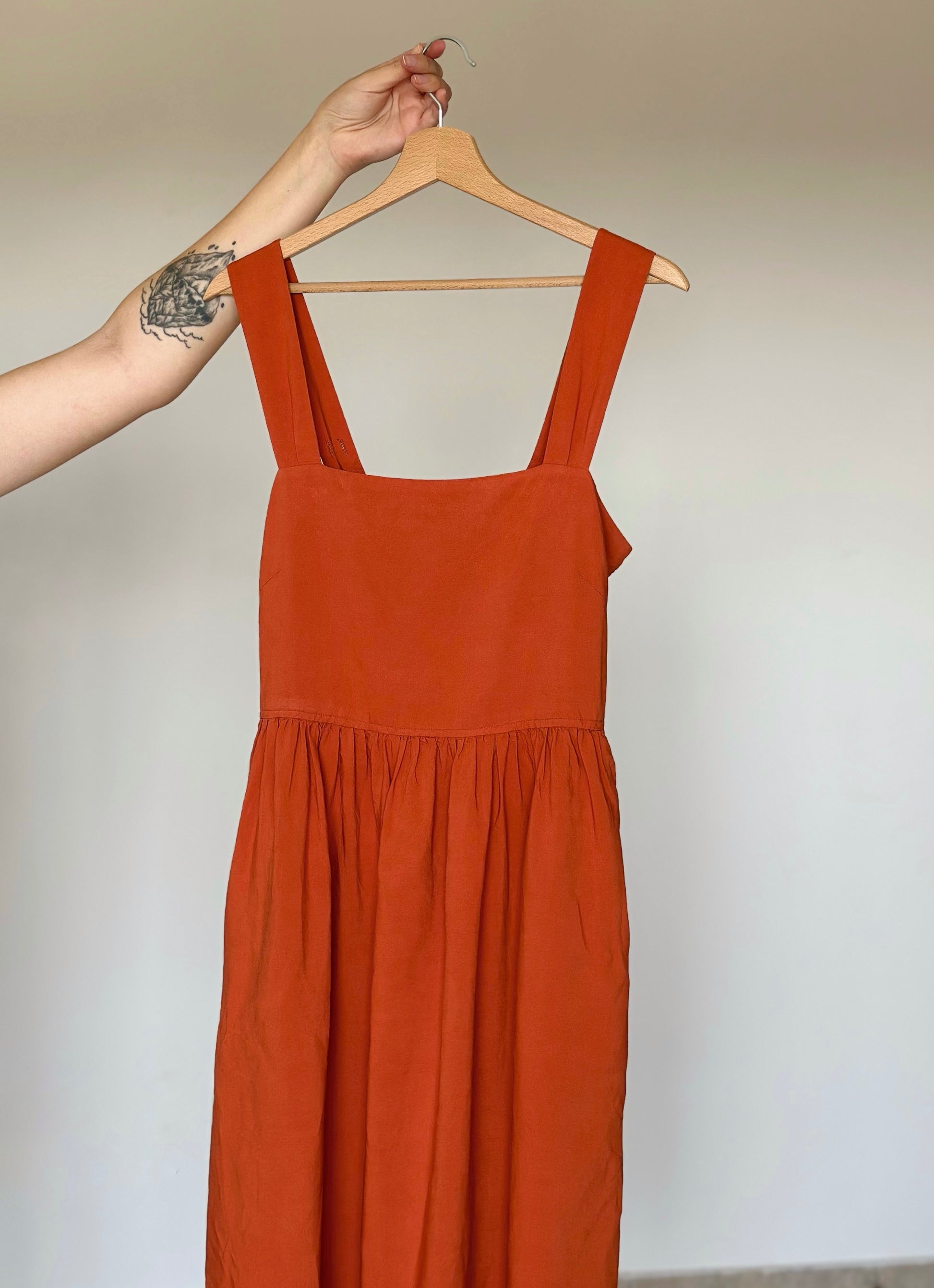 uniqlo orange linen dress Uniqlo linen dress womens