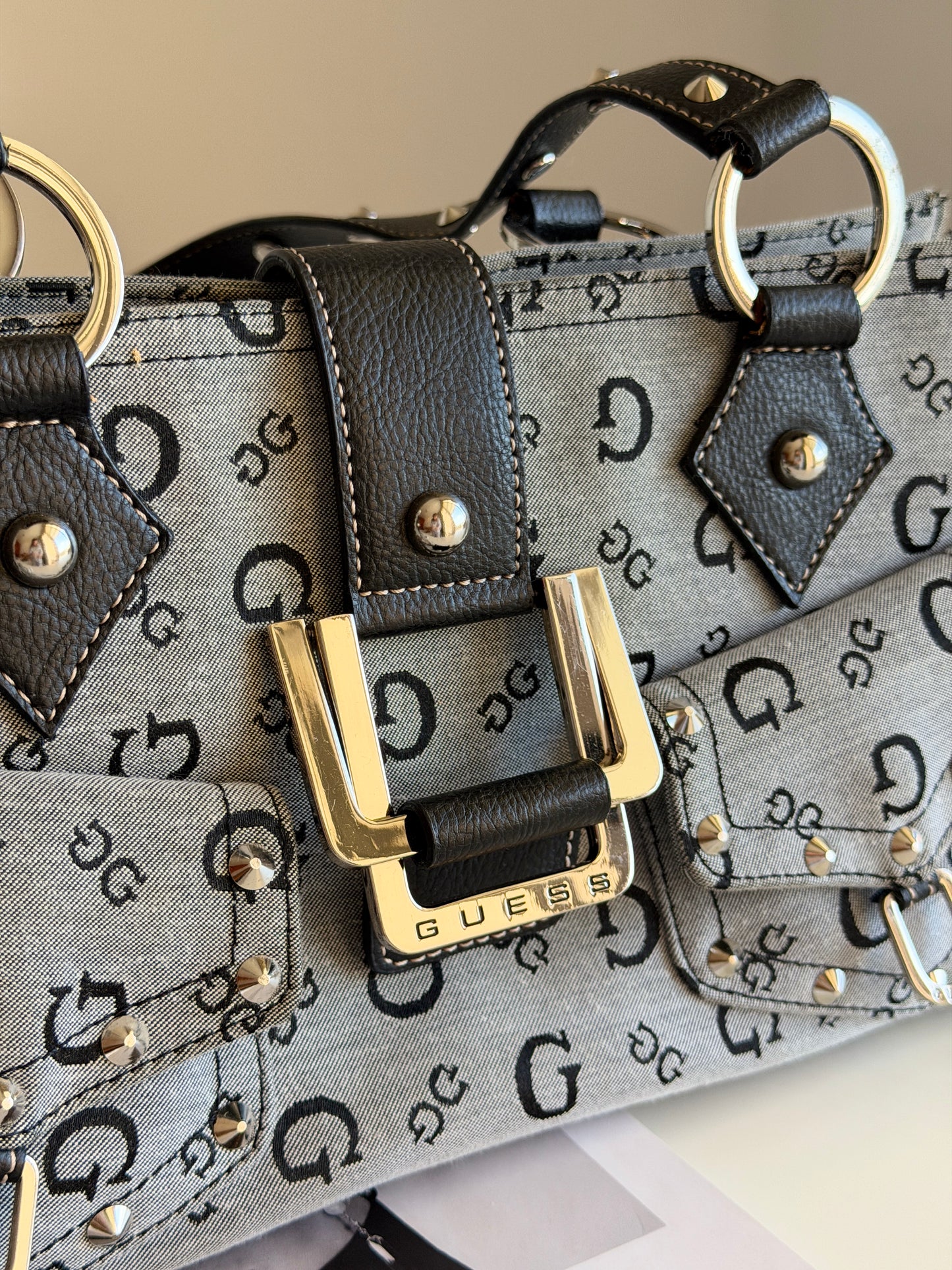 Vintage Guess bag in grey monogram Y2K