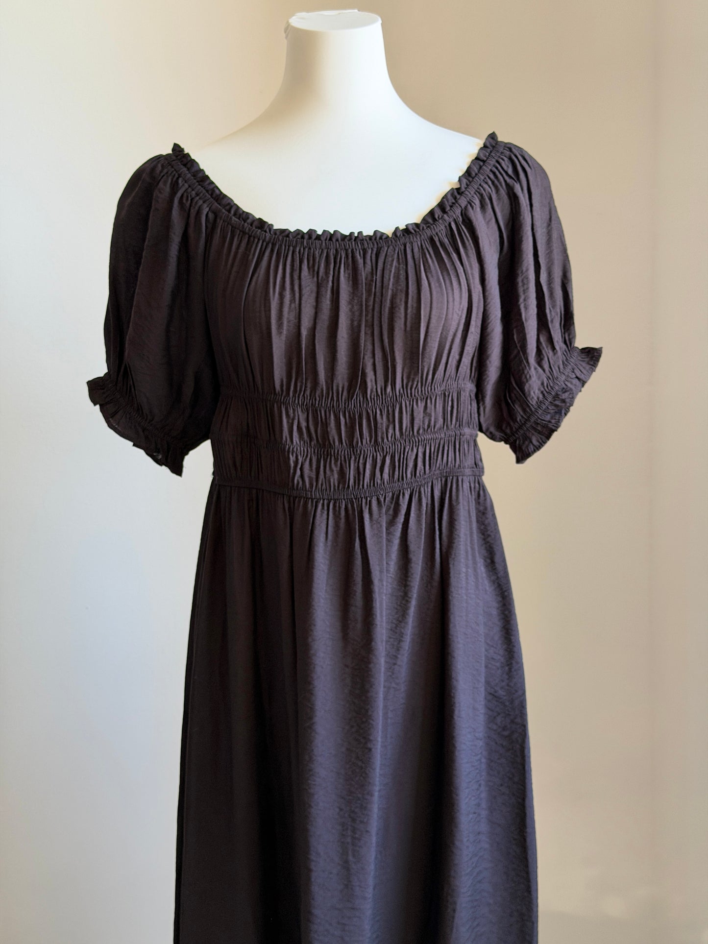 Black romantic viscose long dress