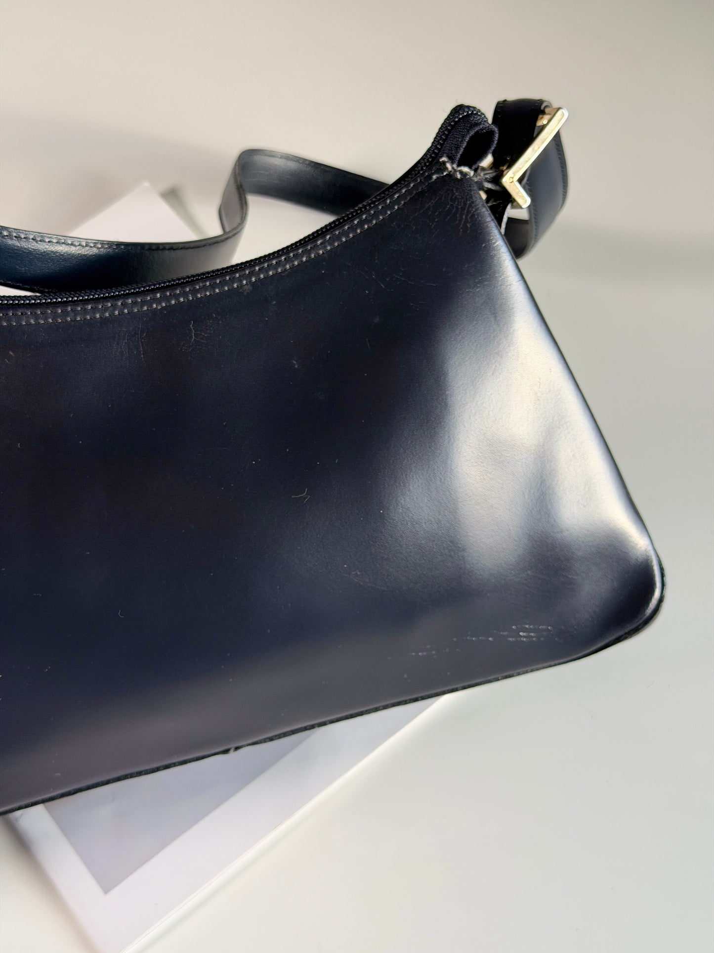 Classic vintage leather bag (made in Italy)