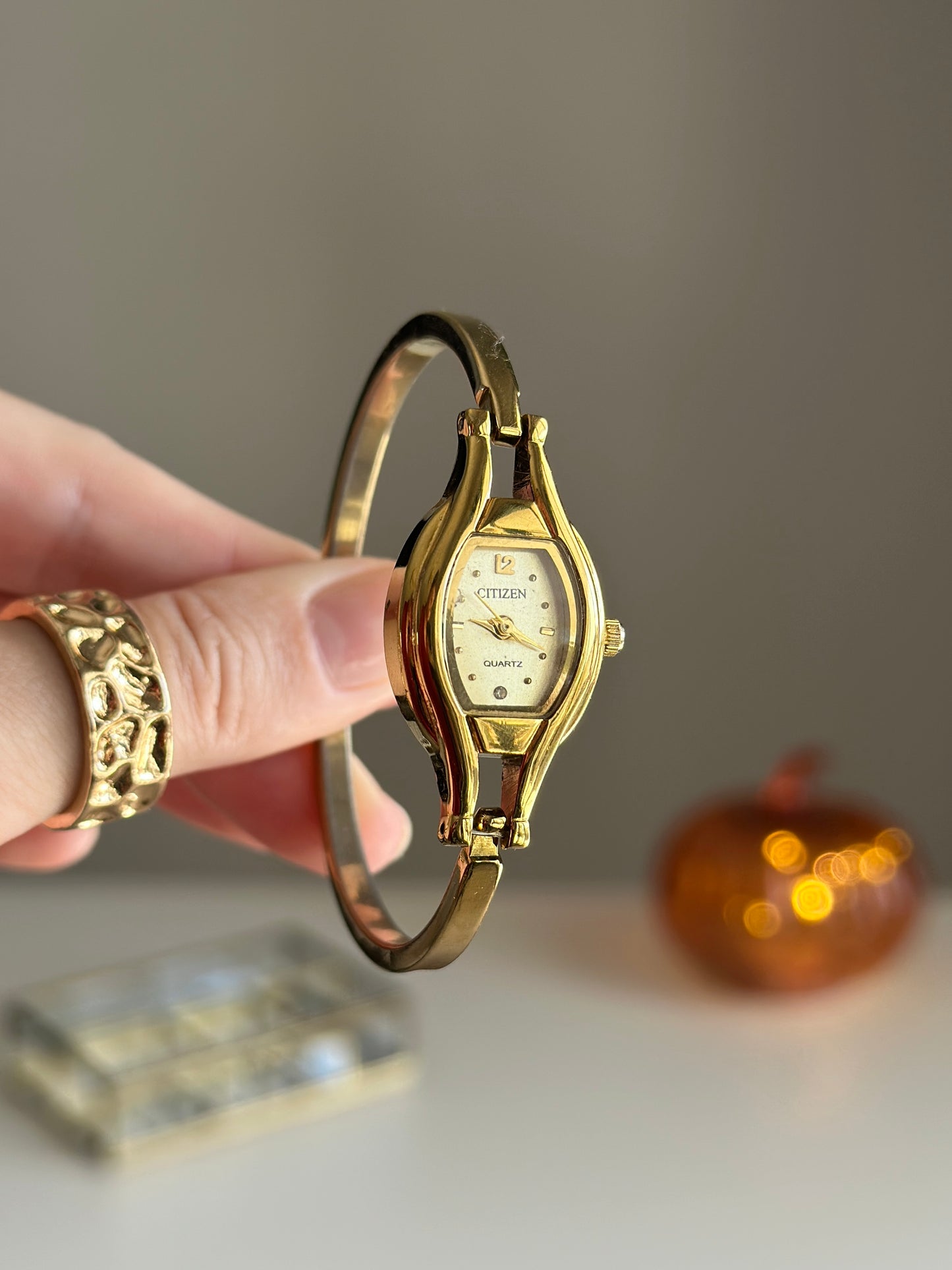 Lovely vintage Citizen watch (non-working)