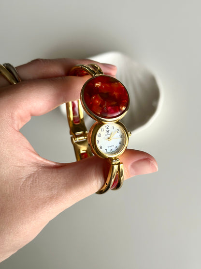 Incredible vintage gold/red-tone bracelet watch by Celebrity ✨