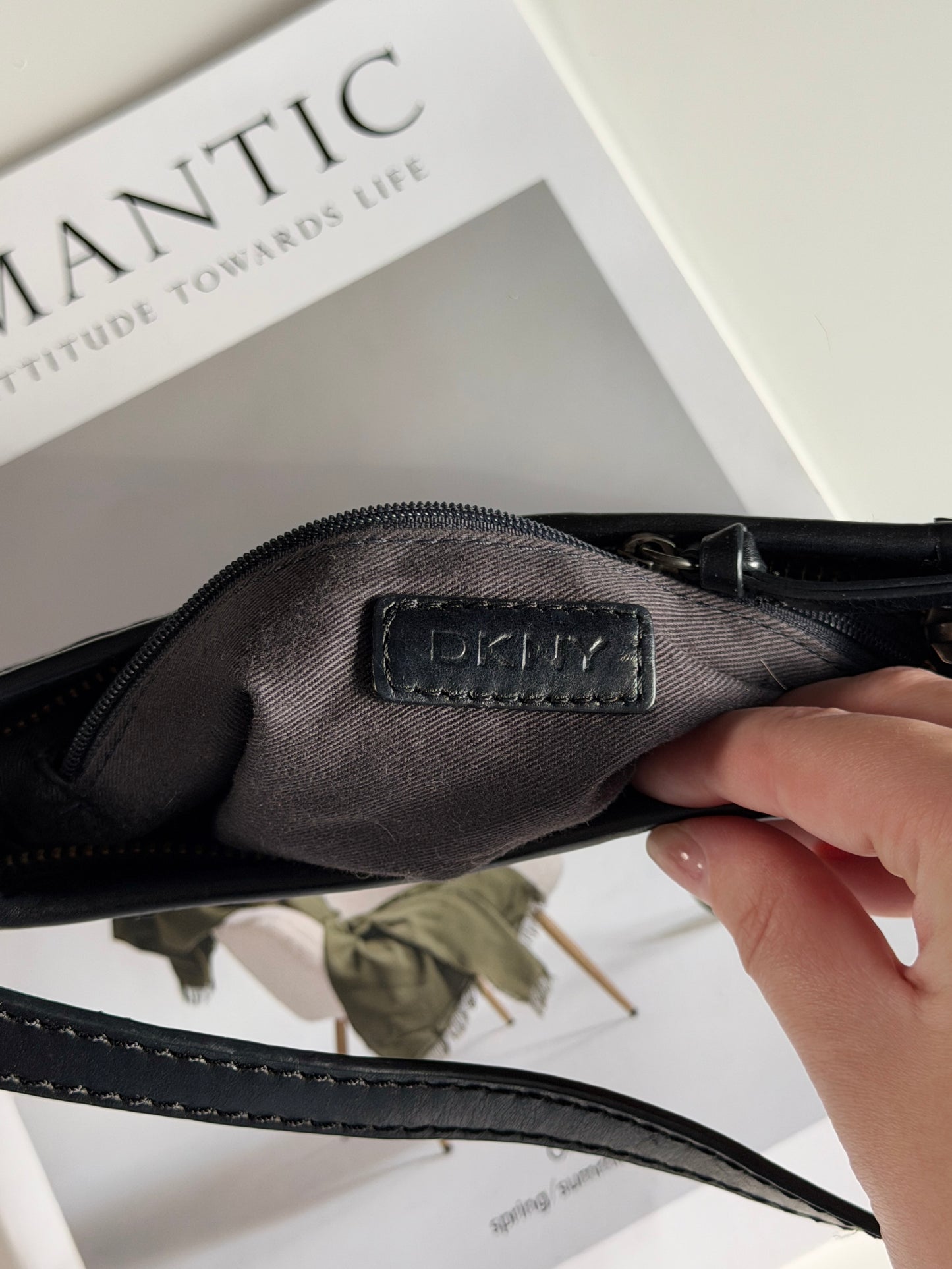 Beautiful vintage DKNY baguette black bag