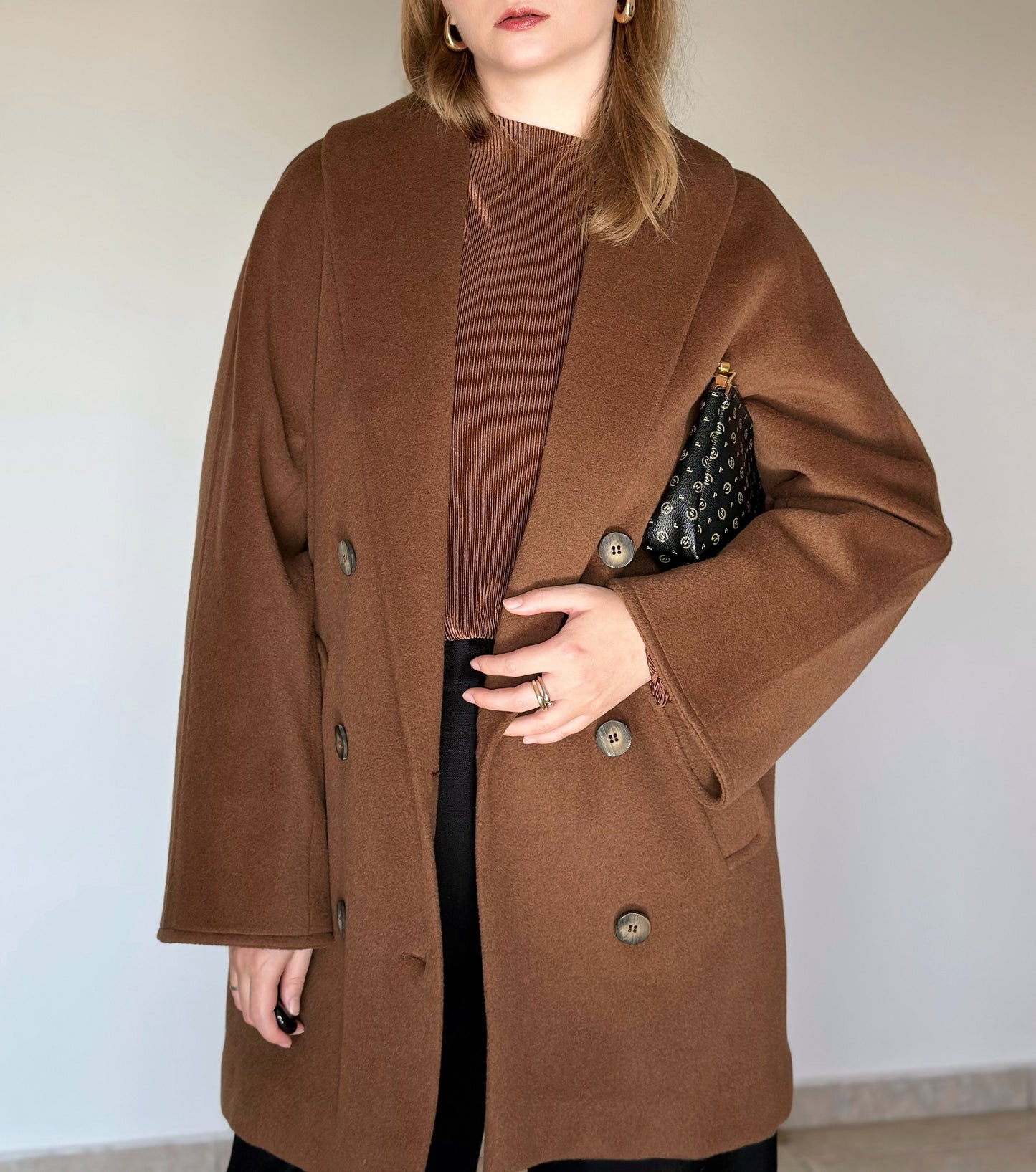 Elegant vintage wool-cashmere coat