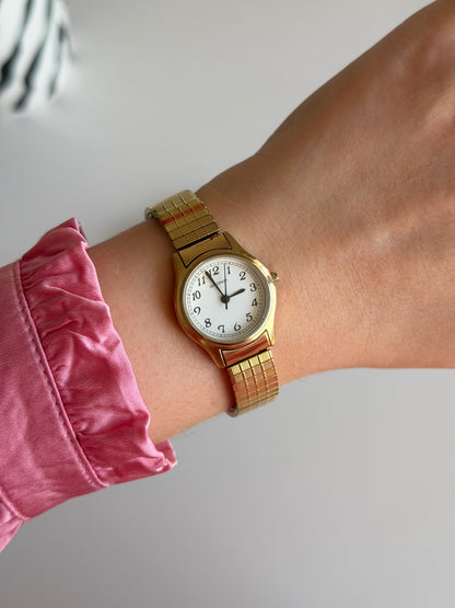 Classic Sekonda gold-tone watch with expansion band
