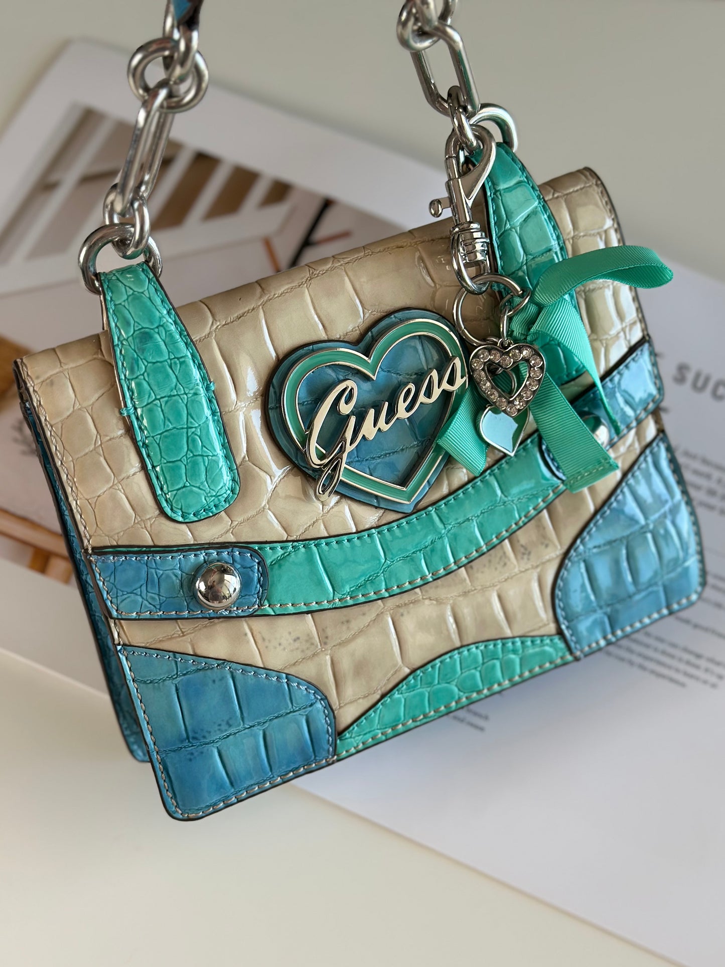 Playful vintage Guess handbag Y2K