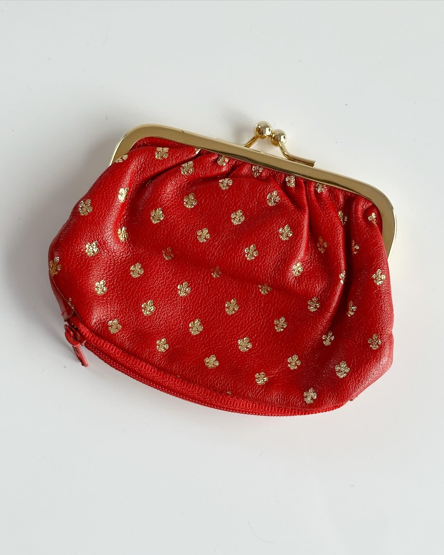 Small vintage leather red purse