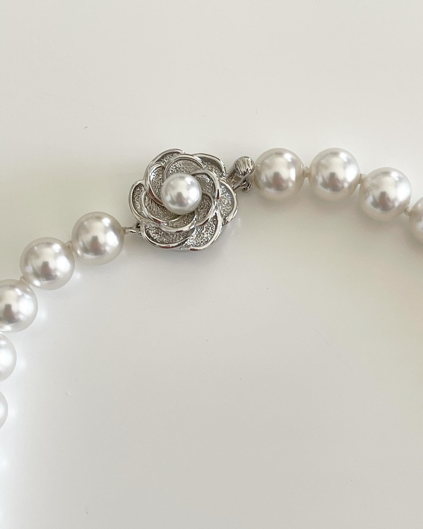 Amazing vintage pearl necklace