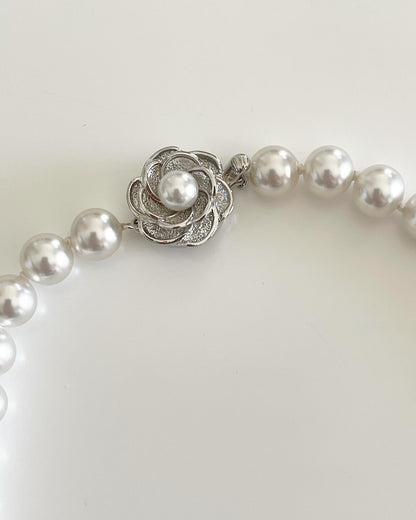 Amazing vintage pearl necklace