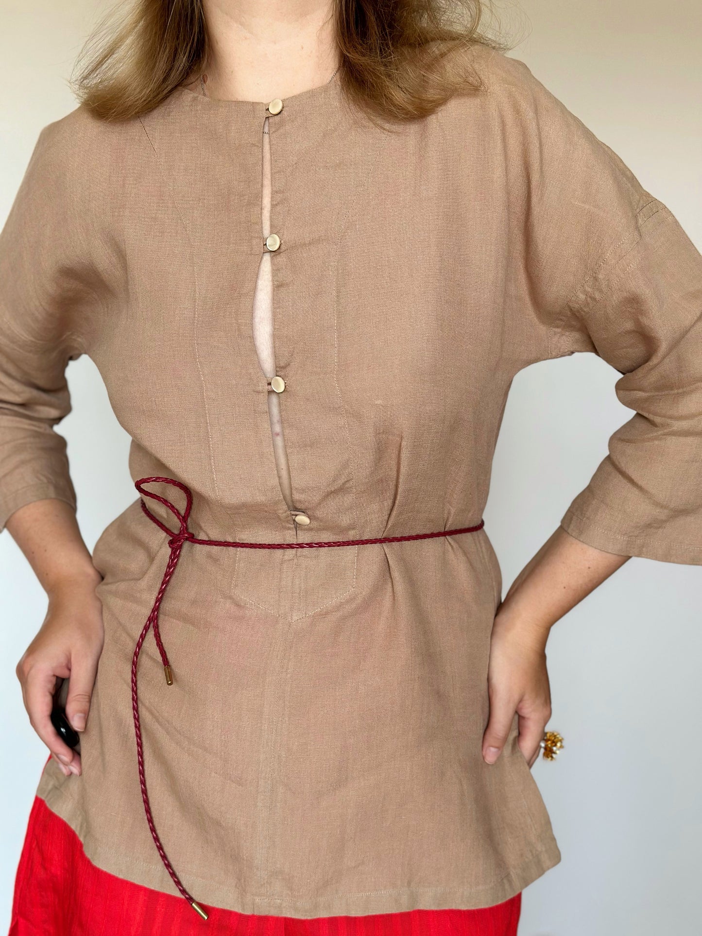 Beautiful vintage minimalistic linen blouse Max Mara