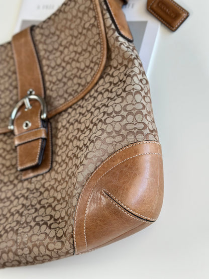 Stunning vintage Coach shoulder bag