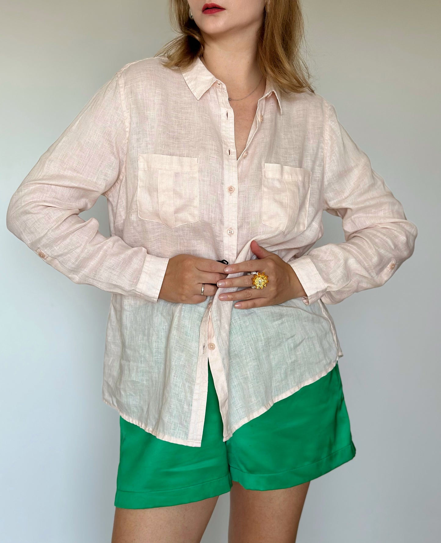 Stunning vintage shirt in airy linen