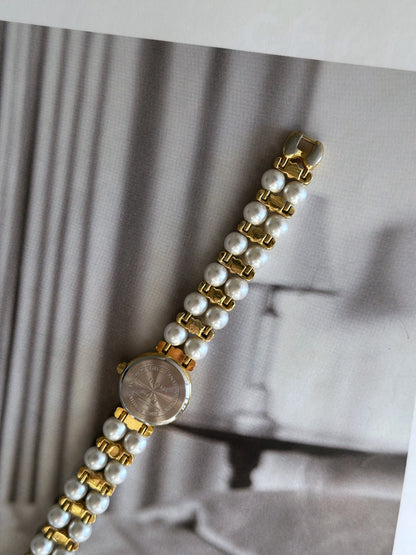 Stunning vintage gold-tone watch Lee Sands with pearls