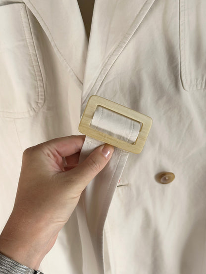 Elegant off-white vintage cotton jacket with belt