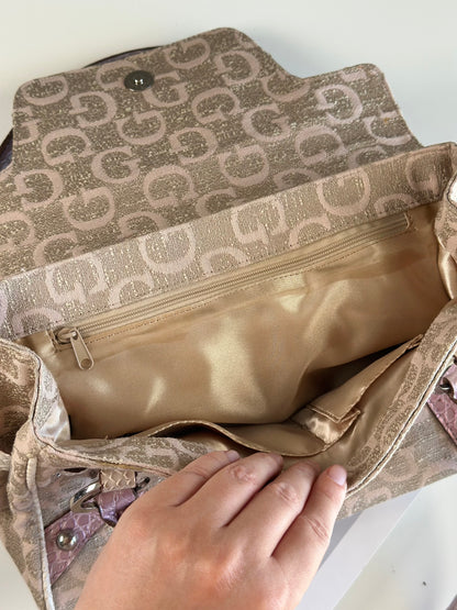 Vintage Guess handbag with playful Y2K charm