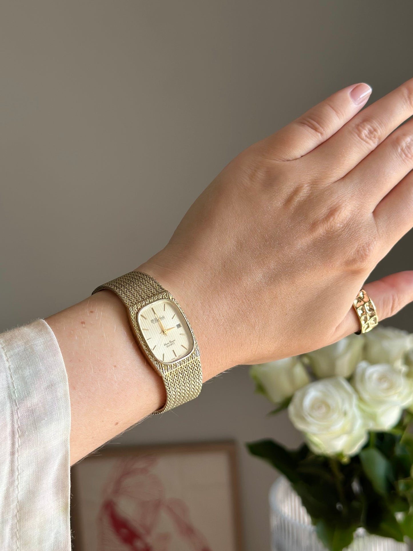 Vintage Lucien Piccard Dufonte watch with gold-tone mesh bracelet