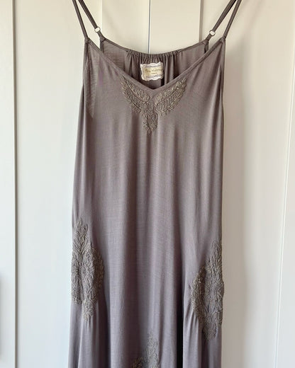 Beautiful long grey dress with embroidery