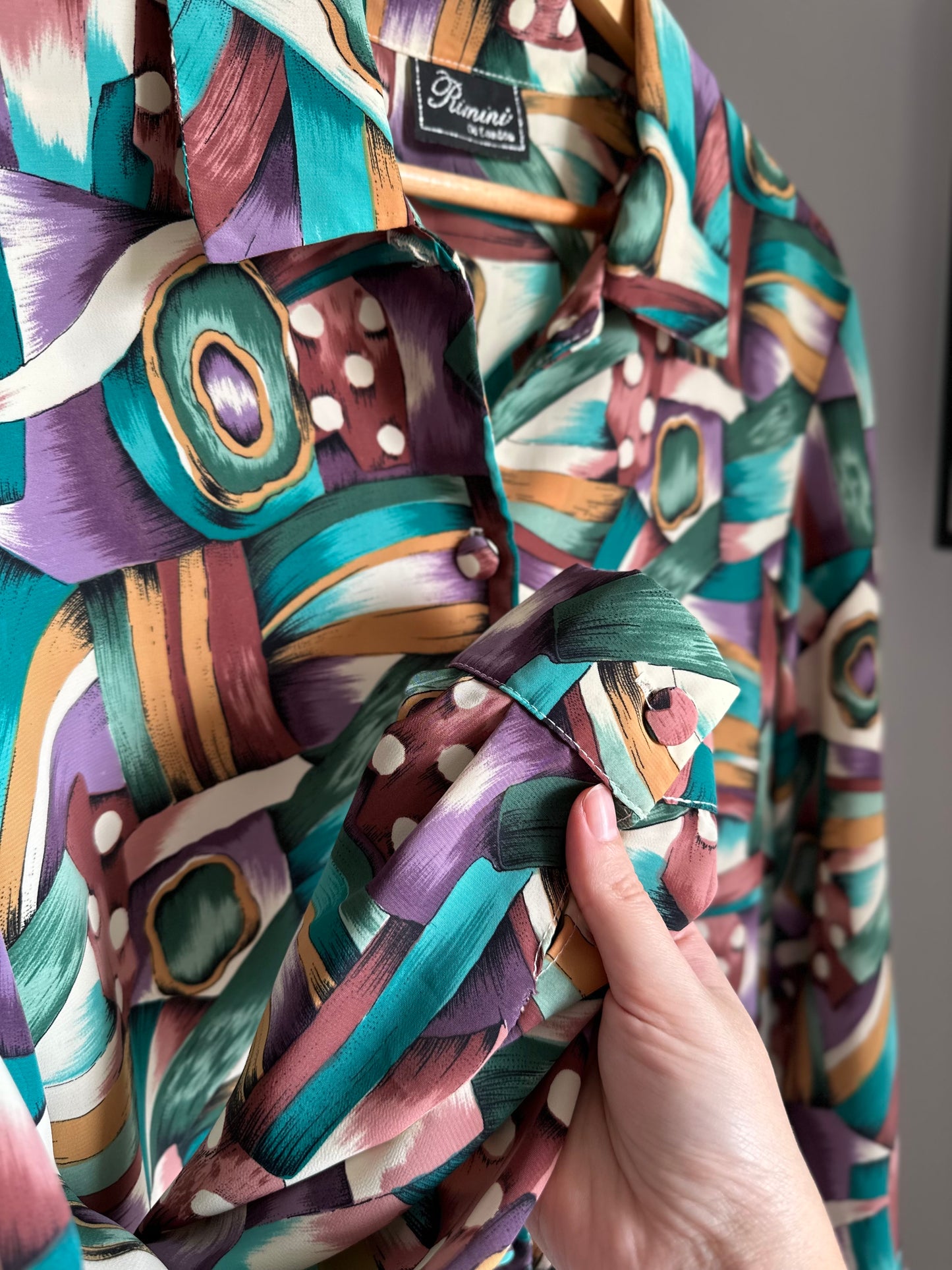 Vintage blouse with abstract print