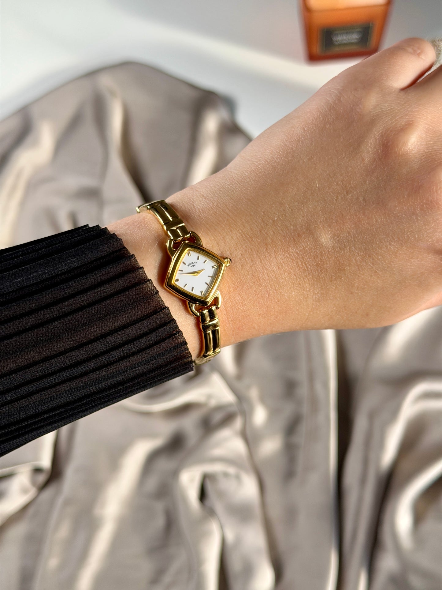 Stunning vintage Rotary Cuffs watch (non-working ❣️)