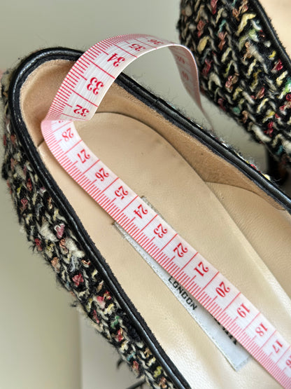 Authentic Manolo Blahnik tweed heels