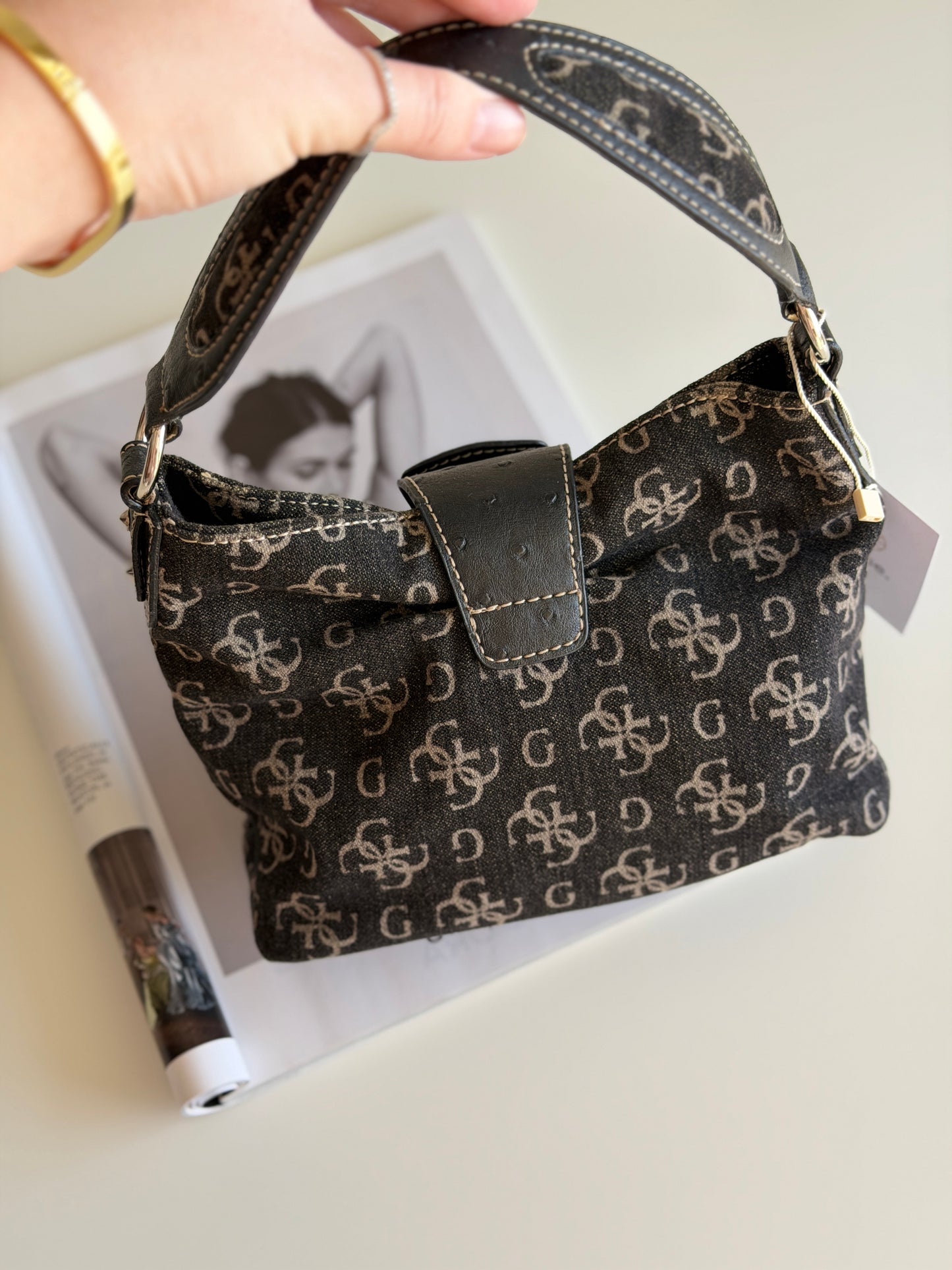 Vintage Guess monogram bag