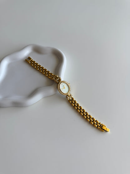 Amazing vintage gold-tone watch Clyda