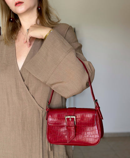 Beautiful vintage small red bag