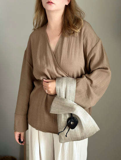 An elegant hand-held clutch