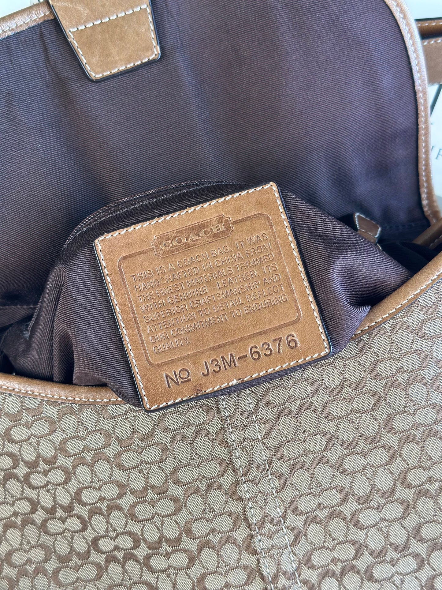 Stunning vintage Coach shoulder bag