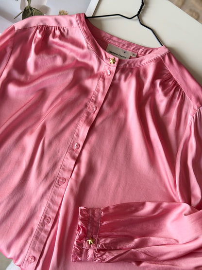 Charming pink blouse by Fabienne Chapot