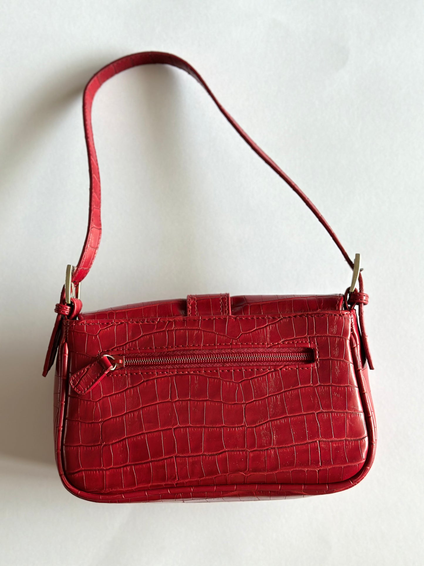 Beautiful vintage small red bag