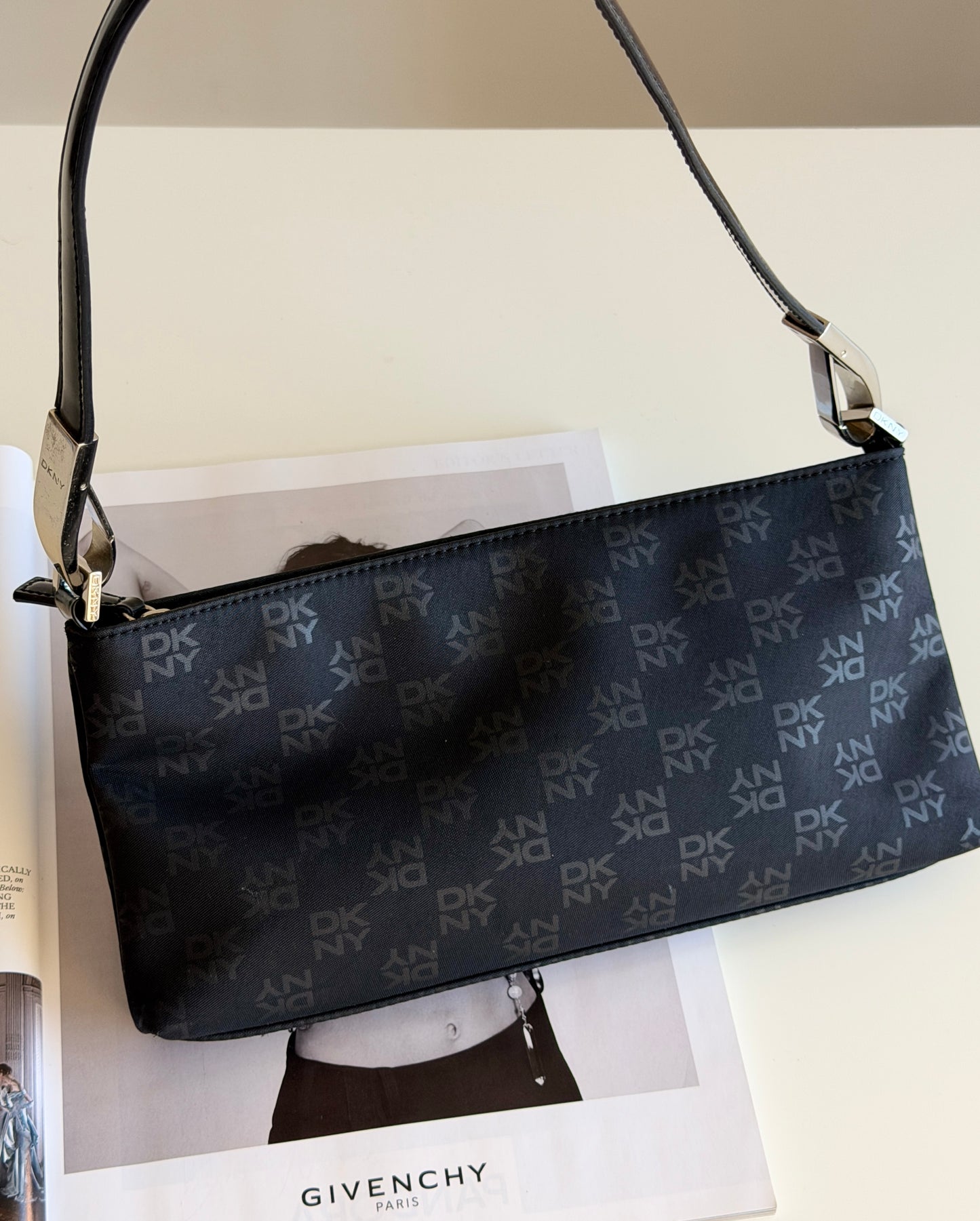 Vintage DKNY black minimal bag