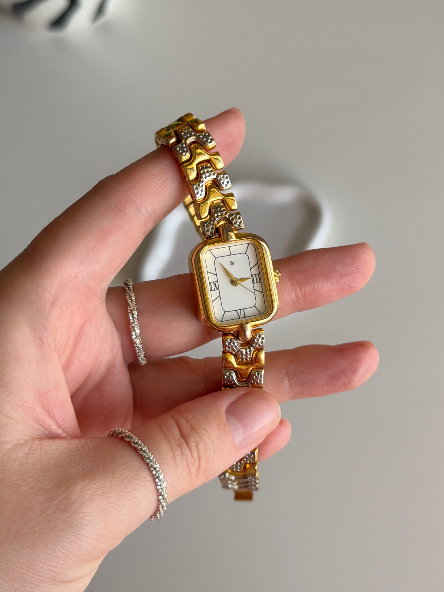 Elegant vintage watch with two-tone finish