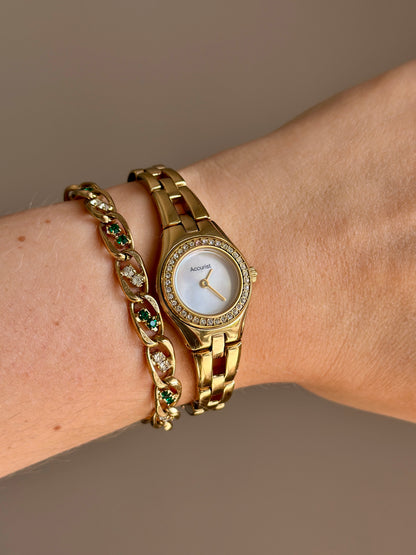 Charming vintage Accurist watch with 4 interchangeable bezels