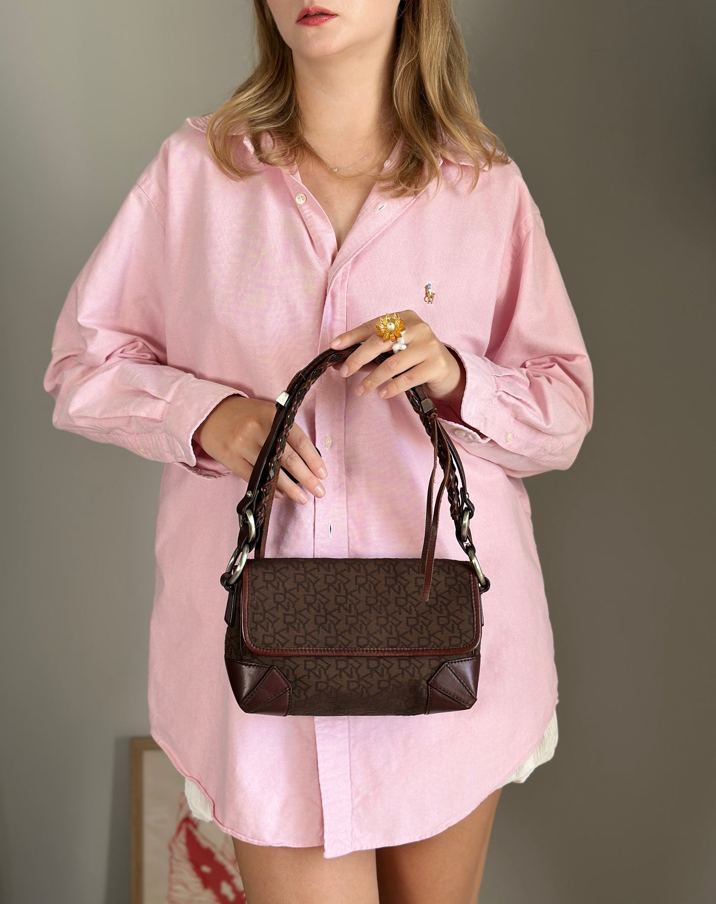 Amazing vintage DKNY shoulder bag in brown monogram print