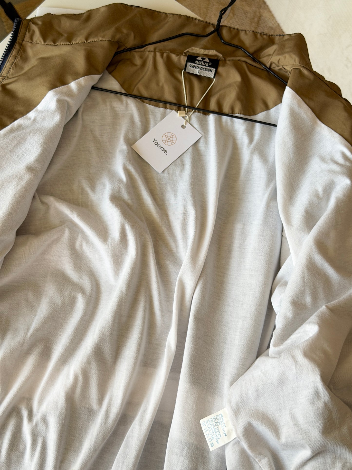 Vintage classic windbreaker
