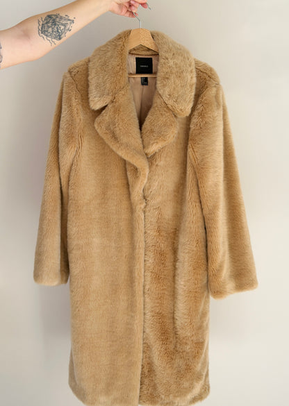 Chic beige faux fur midi coat