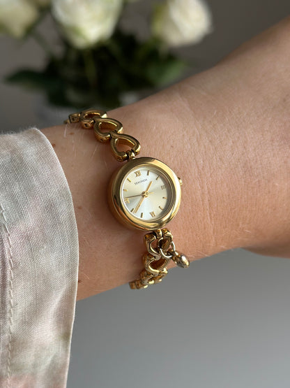 Romantic vintage Sekonda watch with heart-shaped links